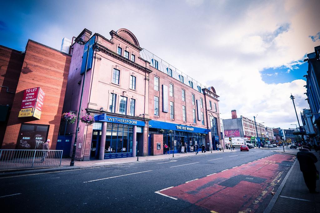 Travelodge Derry Exteriör bild