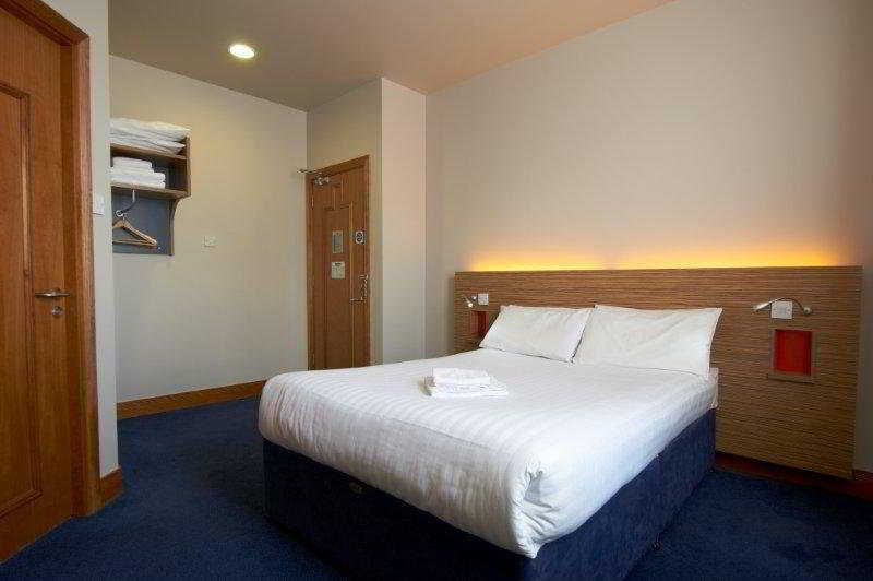 Travelodge Derry Exteriör bild