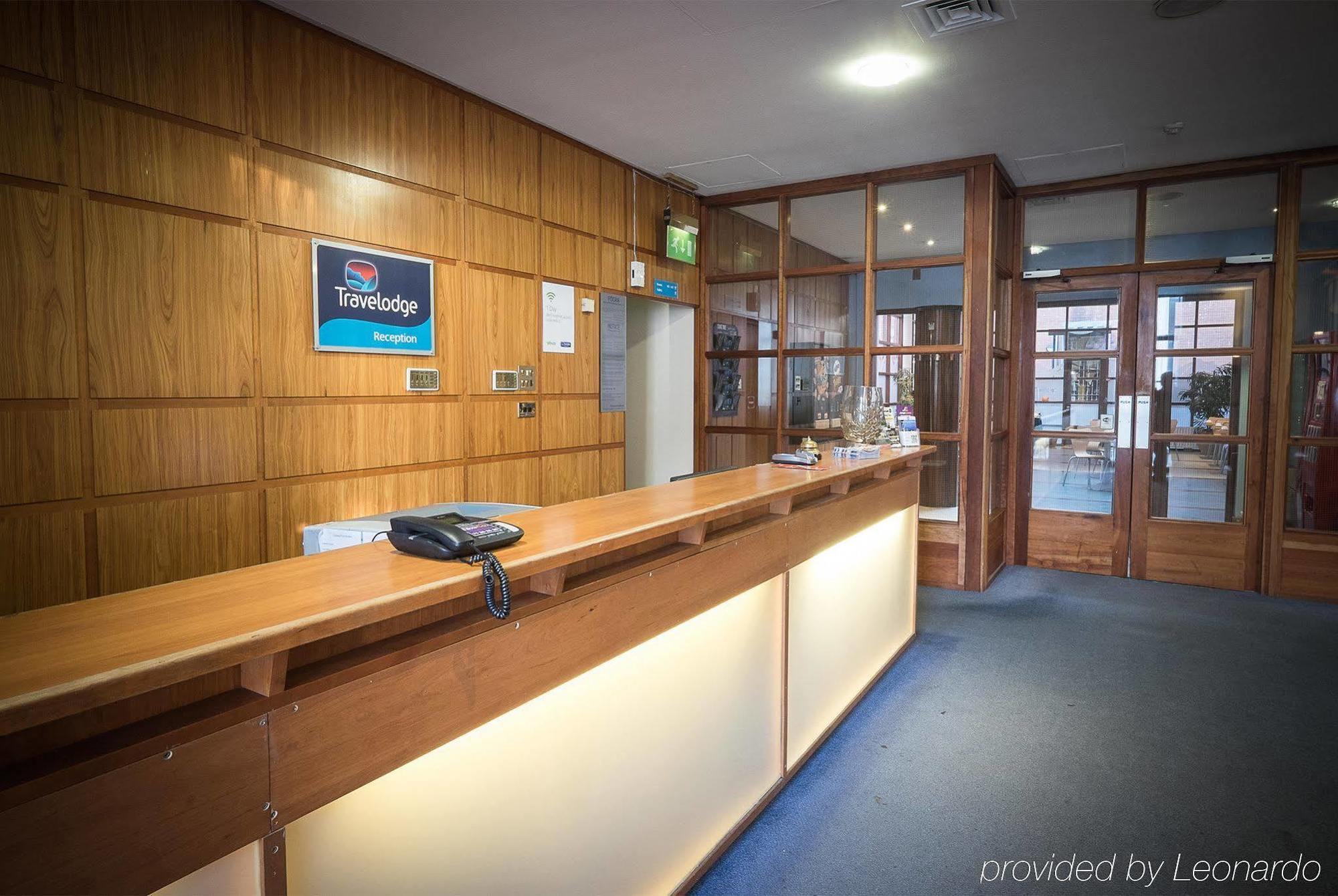 Travelodge Derry Exteriör bild