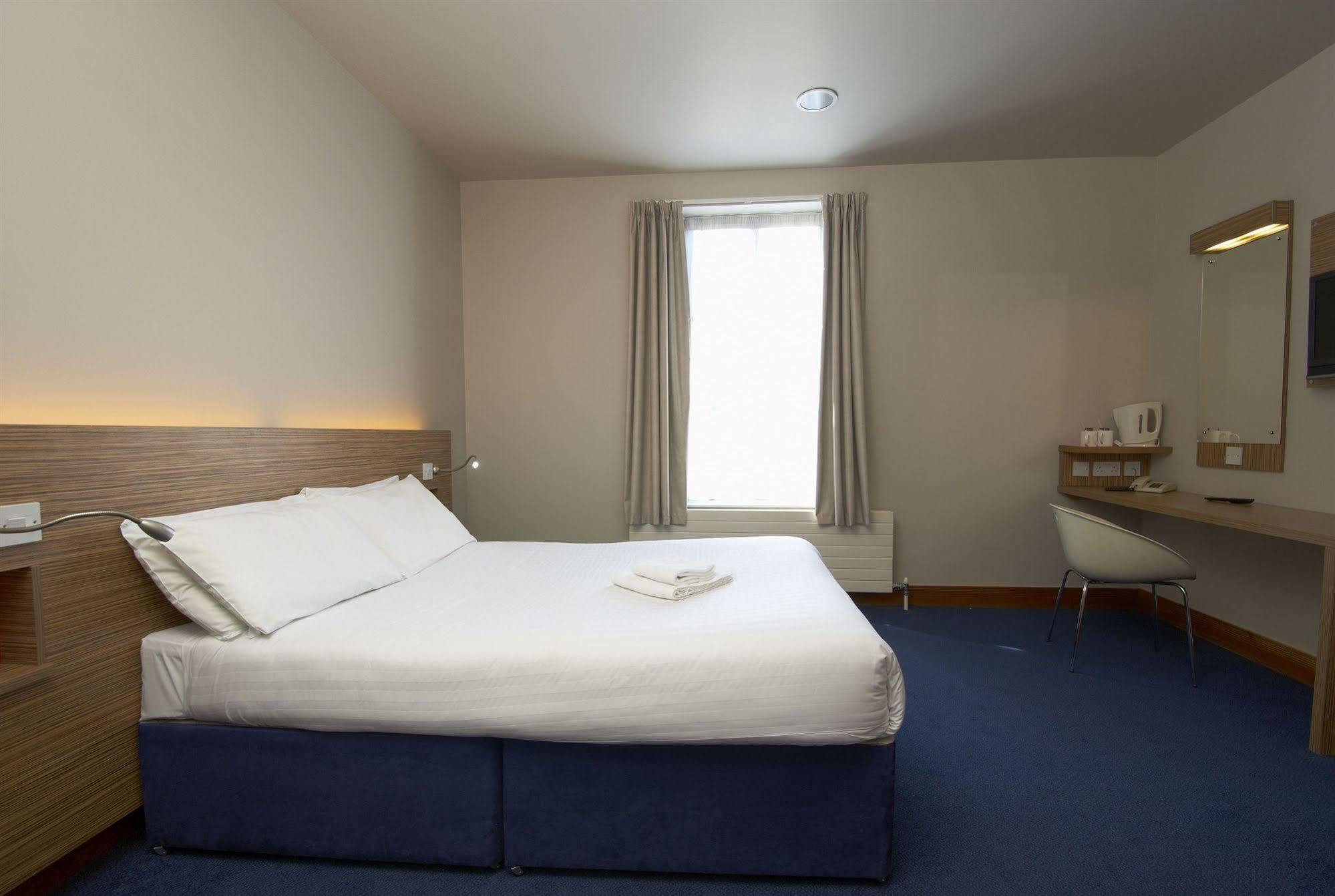 Travelodge Derry Exteriör bild
