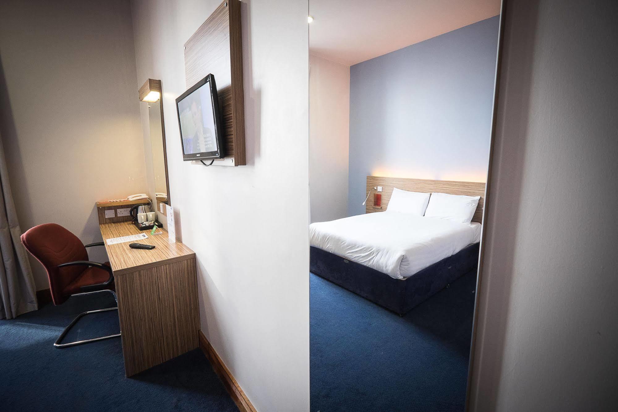 Travelodge Derry Exteriör bild